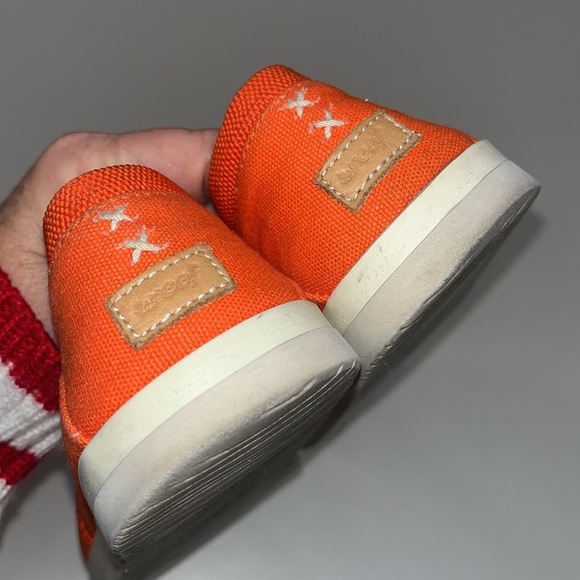 Reef ladies flats orange canvas material size 7, sample shoes - Picture 10 of 11
